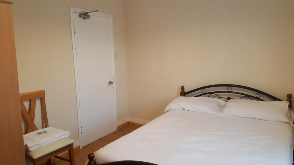 Cedars House Hotel Croydon Extérieur photo